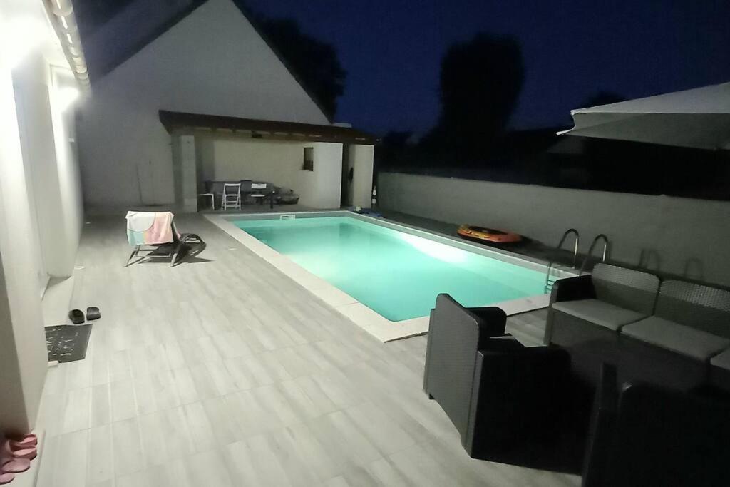 15Min De Disney, Dependance Et Piscine Privee A La Campagne Crevecoeur-en Brie Eksteriør billede